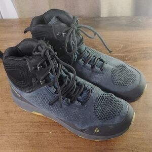 Vasque Hiking Boot 🥾